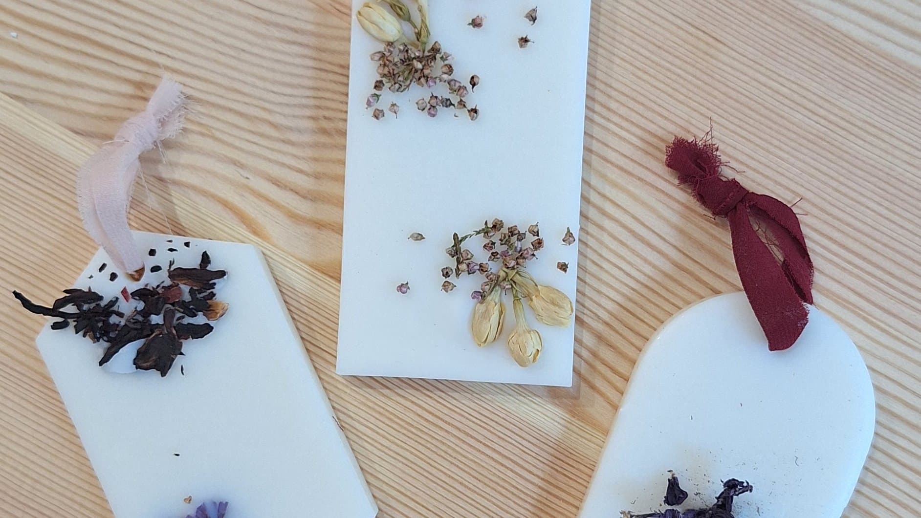 DIY Craft Morning for Women: Handmade Happiness – Natural Air Fresheners 🌸 🕯️